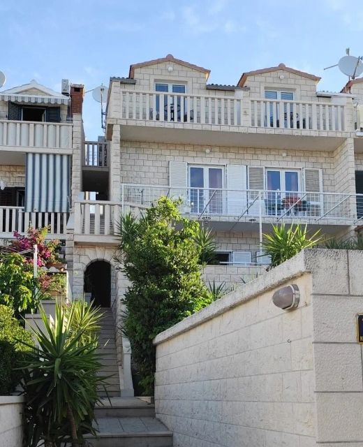 Apartments With Parking Space Bol, Brač - 27896 Bol