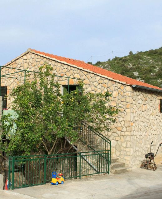 Apartments With Parking Space Ivan Dolac, Hvar - 27899 Ivan Dolac