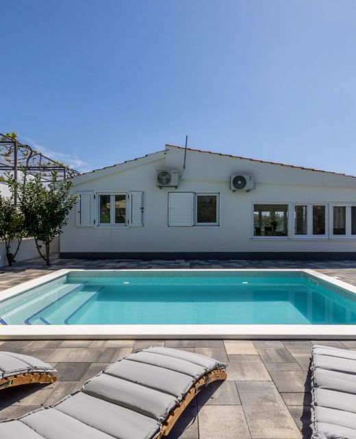 Holiday House With A Swimming Pool Mravince, Split - 27953 Mravince