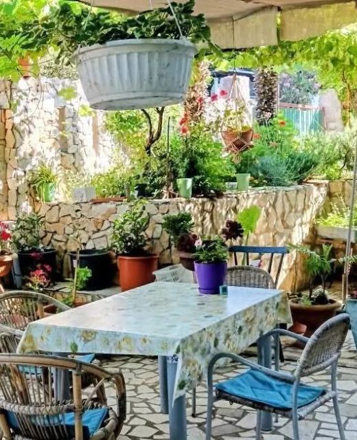 Apartments By The Sea Artatore, Lošinj - 27981 Artatore