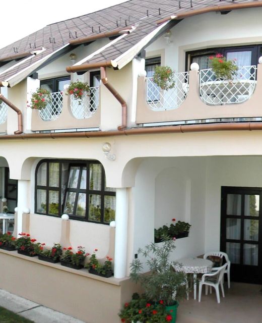 Bor Apartmanház Gyenesdiás