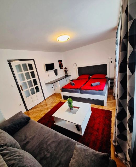 Iskolakert Apartman Sárospatak