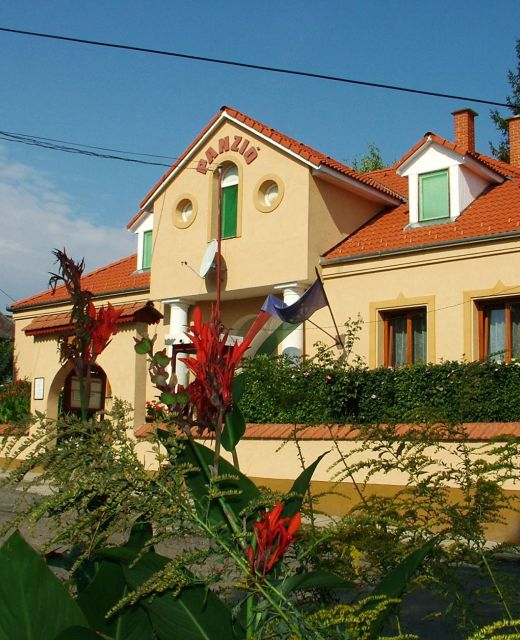 Várong Panzió