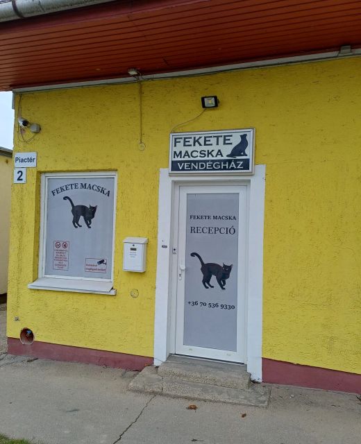 Fekete Macska Vendégház Tata