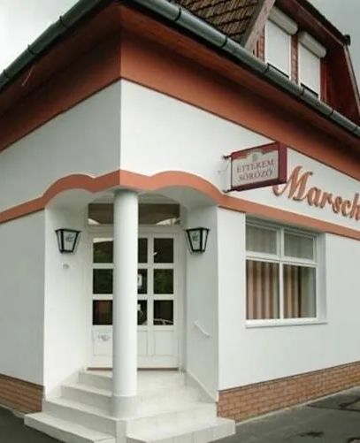 Marschal Vendégház Gyula