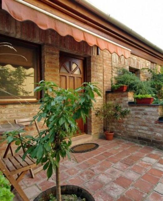 Part Apartman Gyula