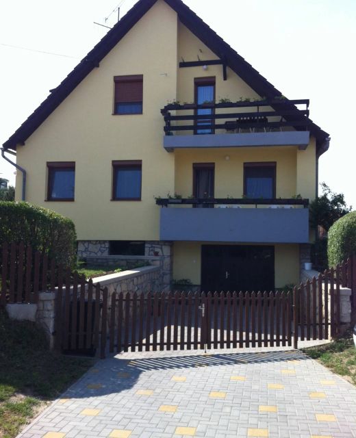 Lívia Apartman Balatonalmádi
