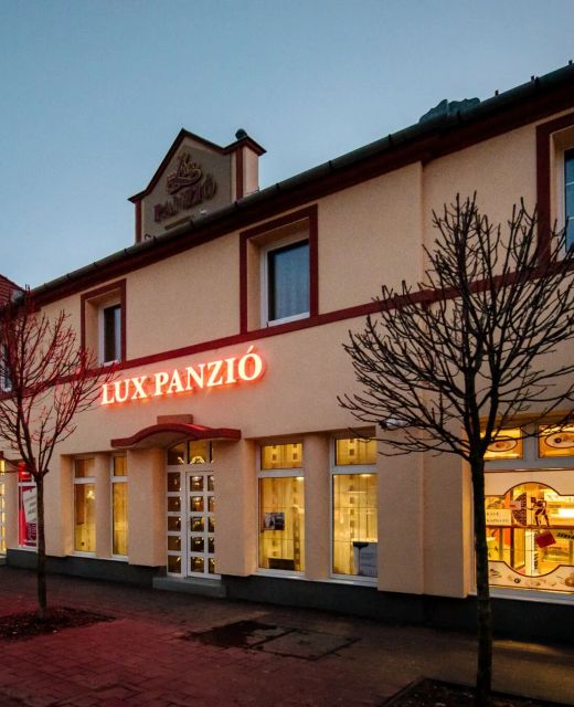 Lux Panzió Szarvas