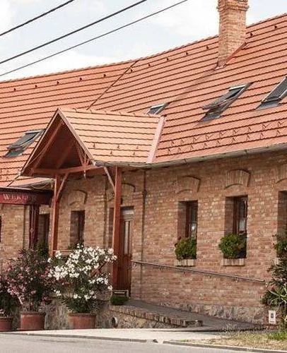 Wekler Családi Pincészet és Panzió Mecseknádasd