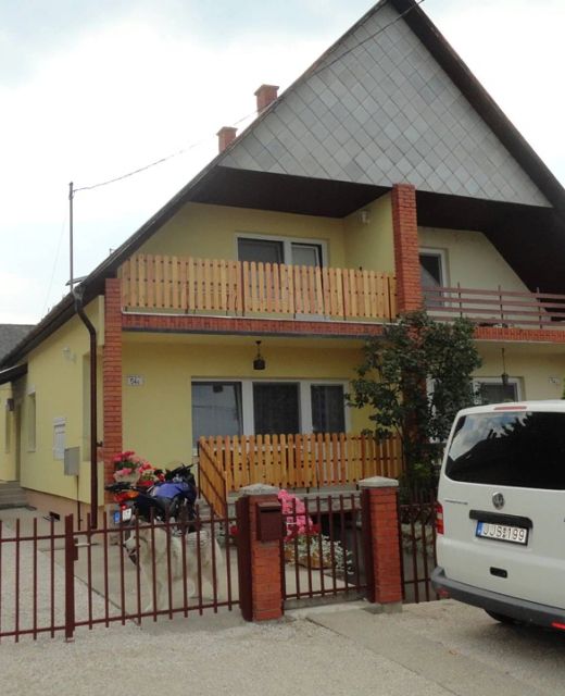 Marsovszki Családi Ház Balatonszárszó