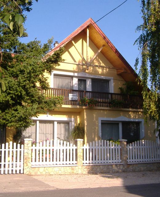 Muszti Apartman Balatonboglár