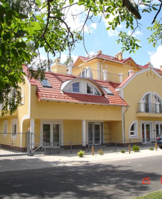 Zamárdi Deluxe Apartman