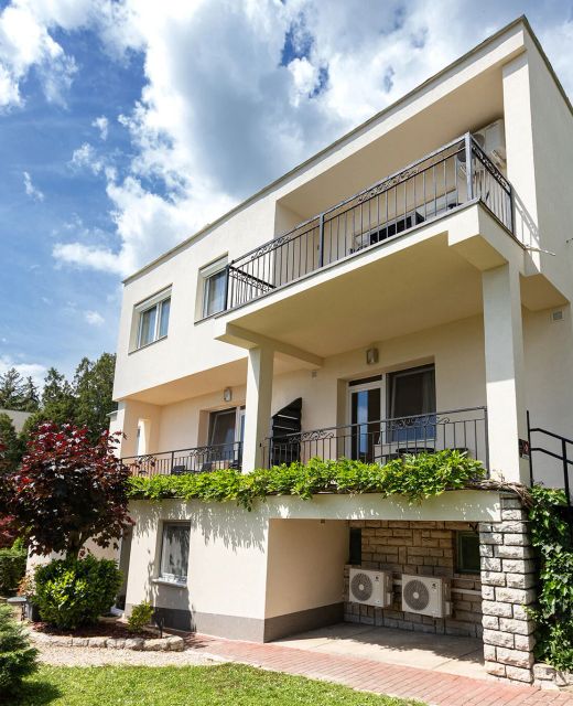 Almádi Szállás Balatonalmádi