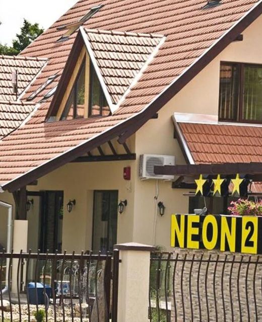 Neon 2 Vendégház Orosháza-Gyopárosfürdő