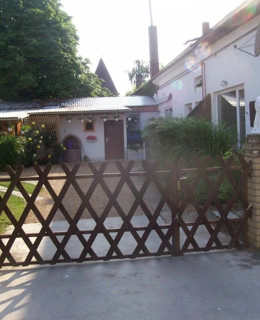 Kiti Apartman Balatonboglár