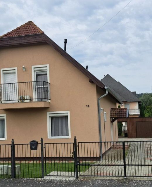 Napartman Kehidakustány