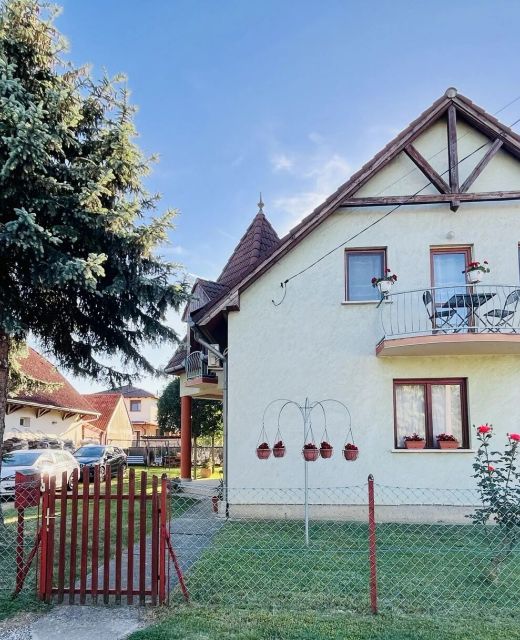 Borostyán Vendégház Balatonkeresztúr