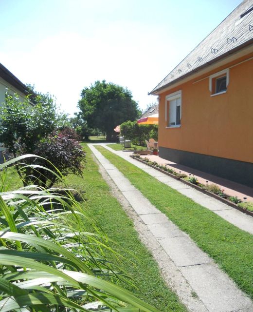 RONI Apartman Balatonlelle