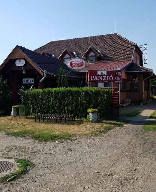 Flamingó Vendéglő és Szállás Téglás