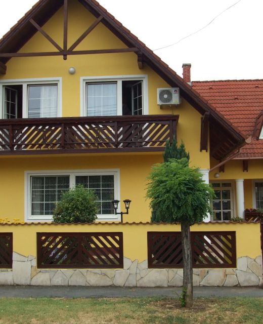Fitos Villa Balatonlelle