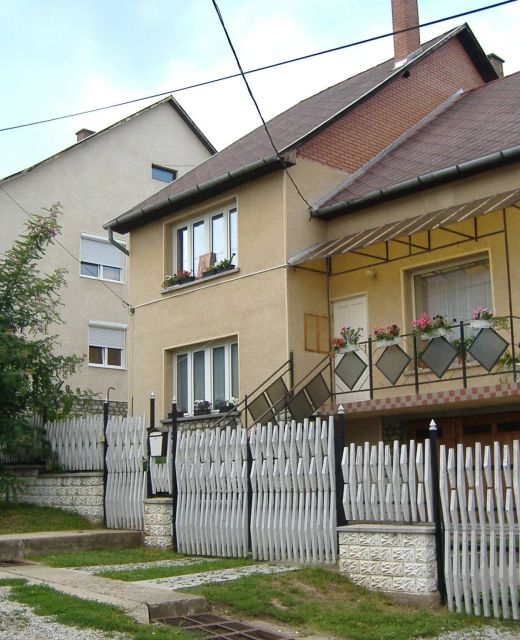 Lila Akác Vendégház Perkupa