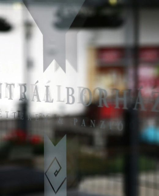Centrál Panzió Érd