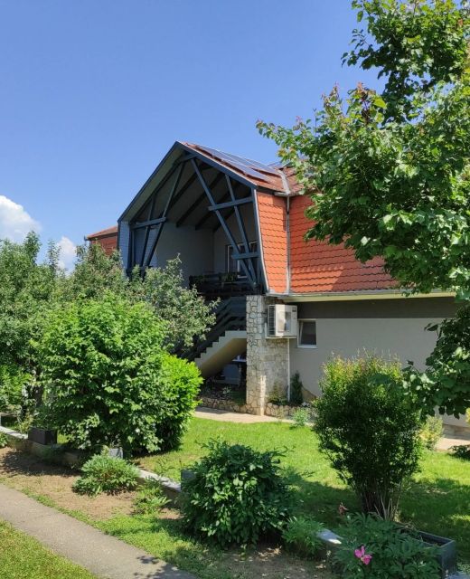 Hegyalja Vendégház Balatonföldvár