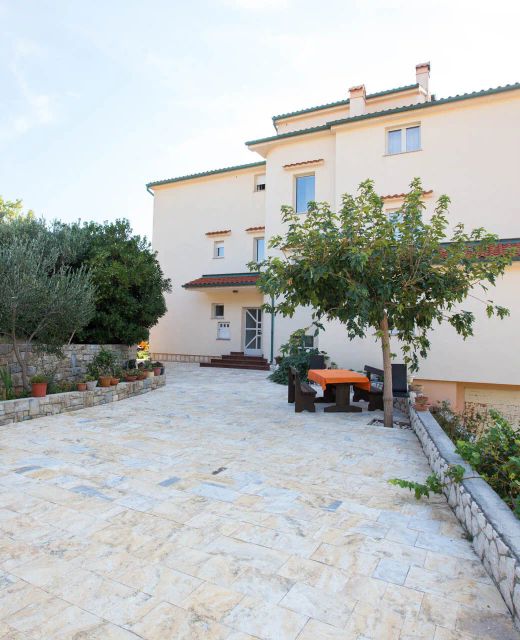 Apartmani Causevic Rab