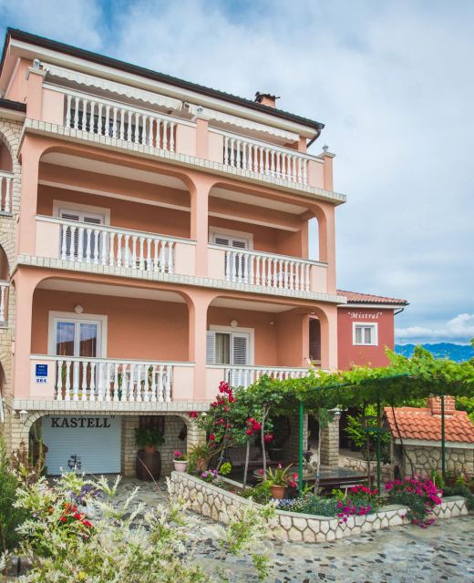 Apartments Kastell Lopar