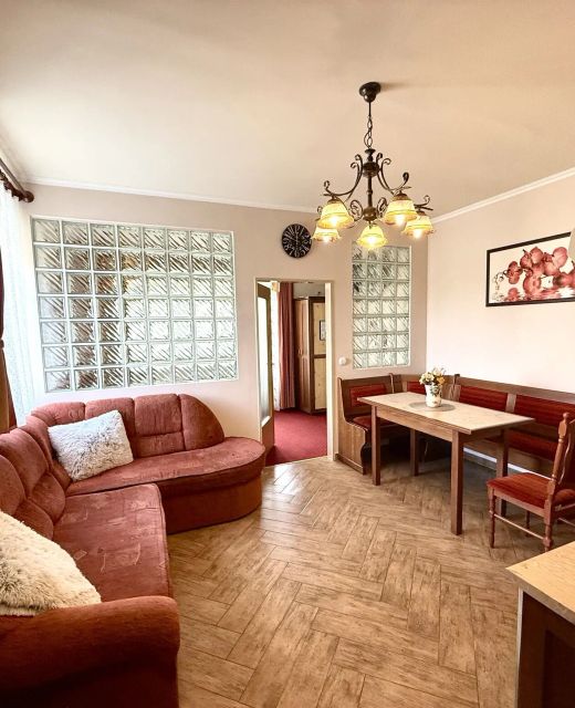 HoldLux Keyless 0–24 Apartmanok Sárvár