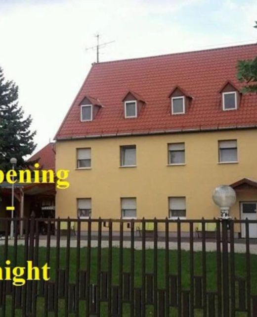 Fenyő Panzió és Apartmanház Mezőkövesd