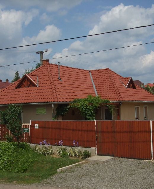 Borostyán Vendégház Verpelét