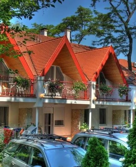 Szatmár Apartmanház Balatonvilágos