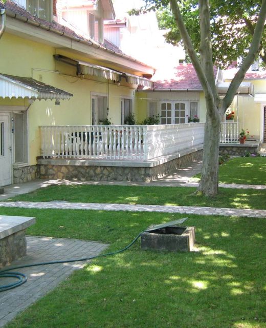 Rózsakert Panzió Balatonföldvár