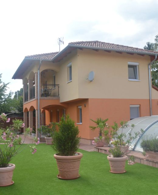 Granada Medencés Apartmanház Szántód