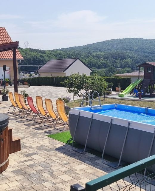 Eplényi Apartmanház Eplény