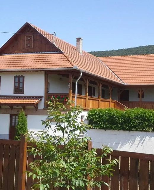 Szekeres Vendégház Alsótold