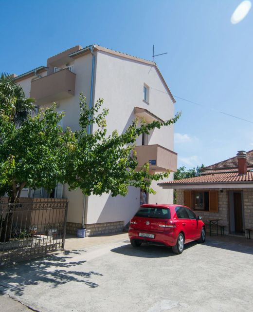 Apartmani Mladen Biograd na Moru