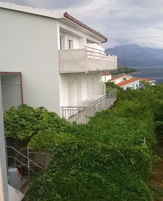 Apartmani Juroš Lokva