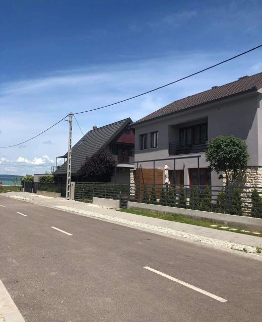 Hullám Apartmanház Balatonlelle