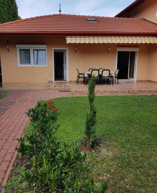 Leander Villa Balatonszárszó