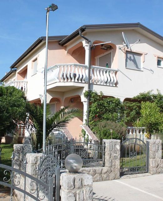 Villa Jela Vir