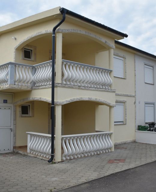Kozjak Apartman Vir
