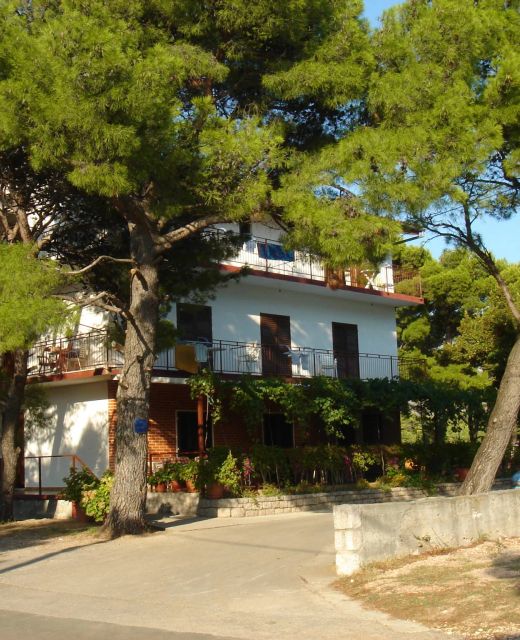 Apartmani Popo Starigrad