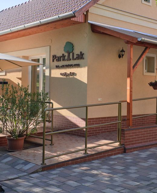 Park-Lak Vendégház Makó