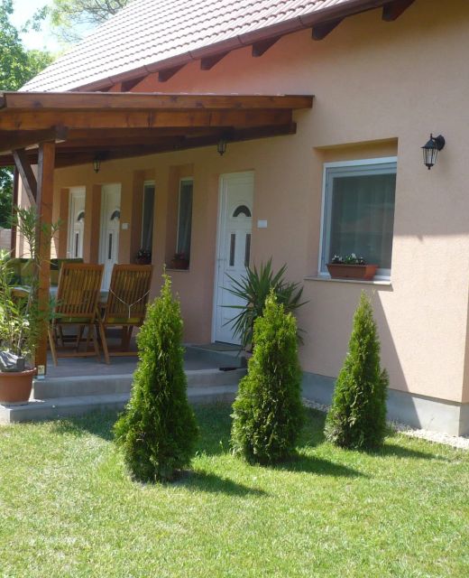 Eszter Apartmanház Hajdúszoboszló