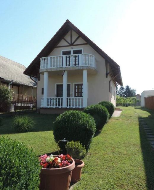 Trixi Vendégház Balatonlelle