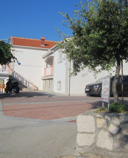 Apartmani Gero Lopar