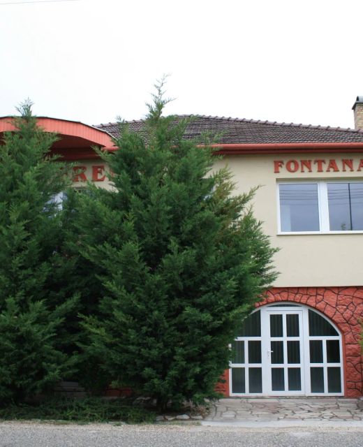 Fontana Vendégház Tát