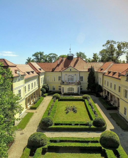 Szidónia Kastélyszálloda Röjtökmuzsaj